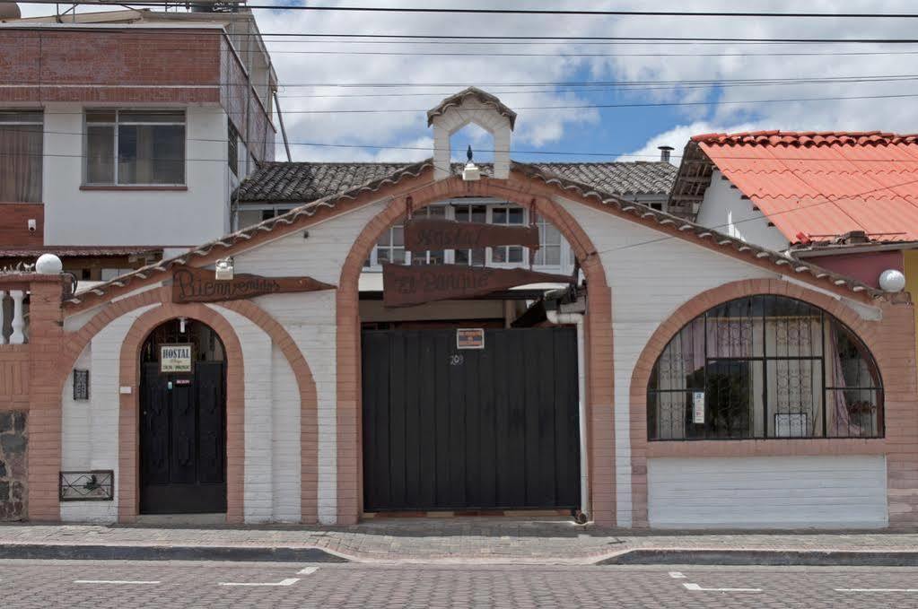 Hostal El Parque Tababela Eksteriør billede